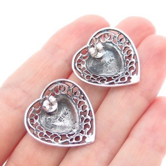 925 Sterling Silver Vintage Heart Filigree Oxidized Earrings - Picture 2 of 8